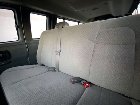 Used 2020 Chevrolet Express 3500 LT w/ LT Preferred Equipment Group RWD image 29