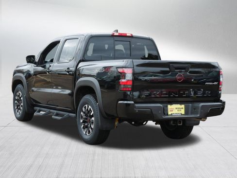 Used 2022 Nissan Frontier PRO-4X image 5