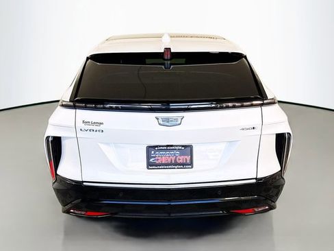 Used 2024 Cadillac Lyriq Luxury image 9