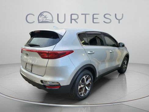 Used 2020 Kia Sportage LX FWD image 17