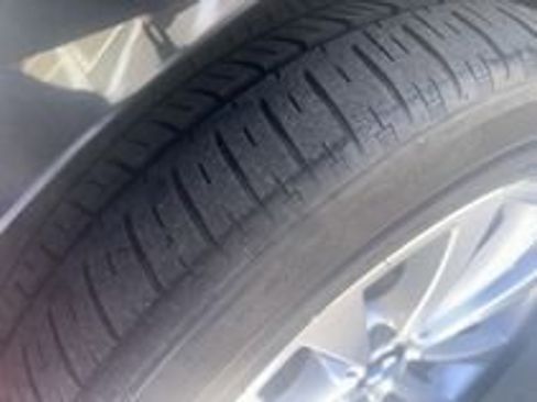 Used 2017 BMW 320i Sedan image 4