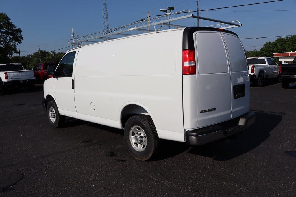 New 2025 Chevrolet Express 2500 w/ Driver Convenience Package RWD image 32