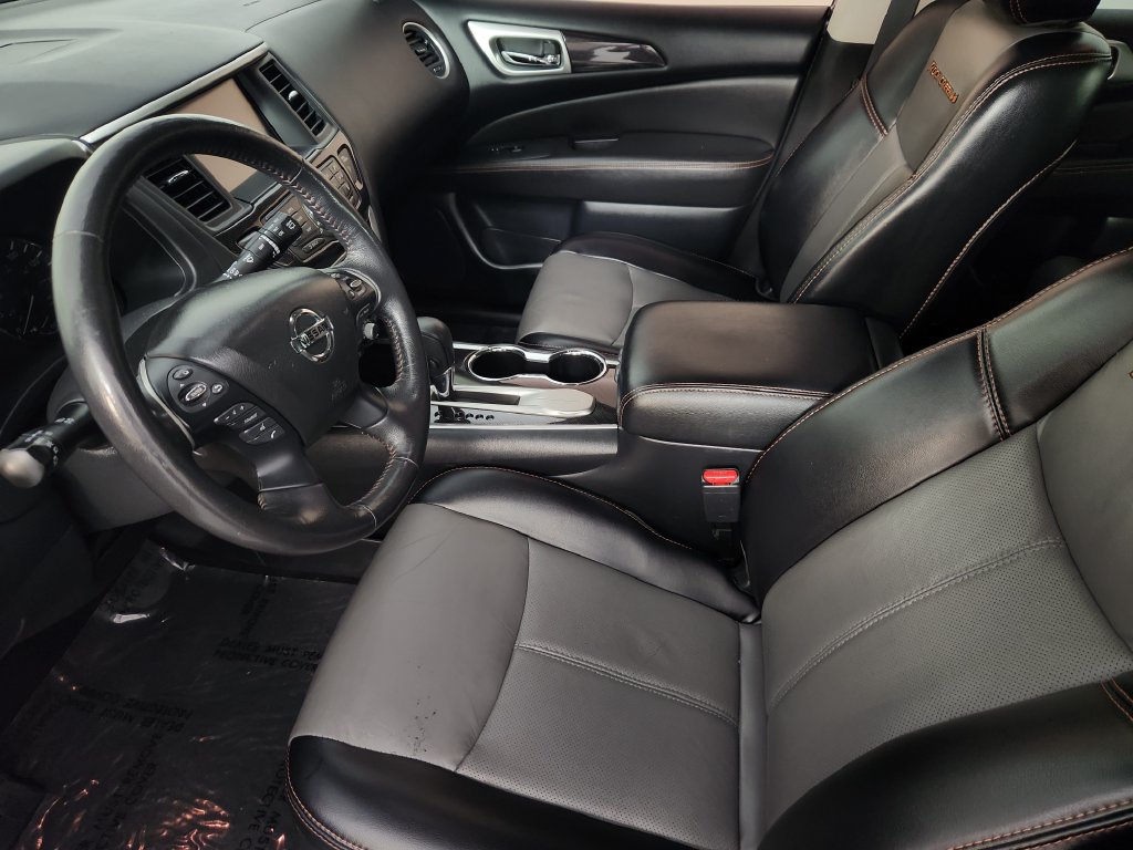 Used 2019 Nissan Pathfinder SL w/ Rock Creek Edition FWD image 12
