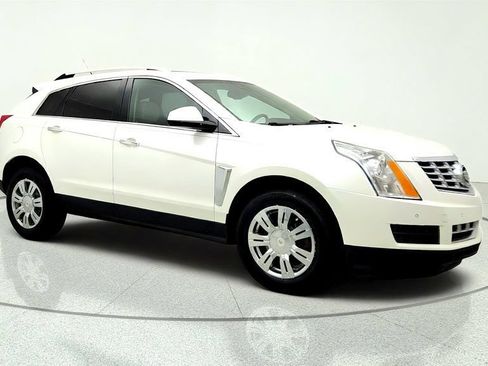 Used 2016 Cadillac SRX Luxury w/ Driver Awareness Package FWD image 3