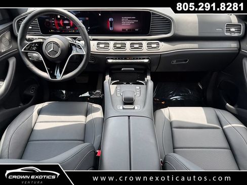 Used 2025 Mercedes-Benz GLS 450 4MATIC image 23