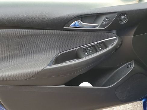 Used 2019 Chevrolet Cruze LT FWD image 20