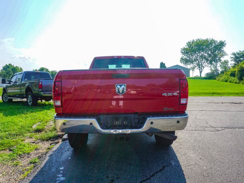 Used 2016 RAM 3500 Tradesman w/ Chrome Appearance Group AWD/4WD image 4
