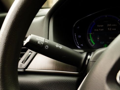 Used 2018 Honda Accord Hybrid image 23