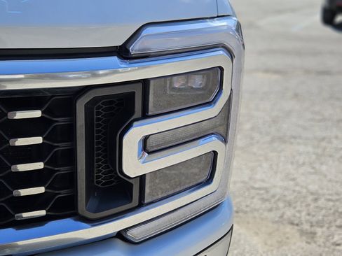 Certified 2024 Ford F350 Limited w/ FX4 Off-Road Package image 12