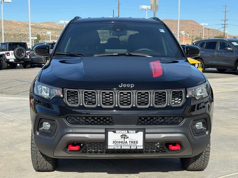 New 2026 Jeep Compass Trailhawk image 2
