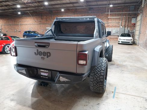 Used 2020 Jeep Gladiator Sport w/ Quick Order Package 24S AWD/4WD image 16