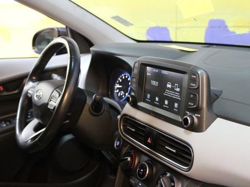 Used 2021 Hyundai Kona SEL AWD/4WD image 10