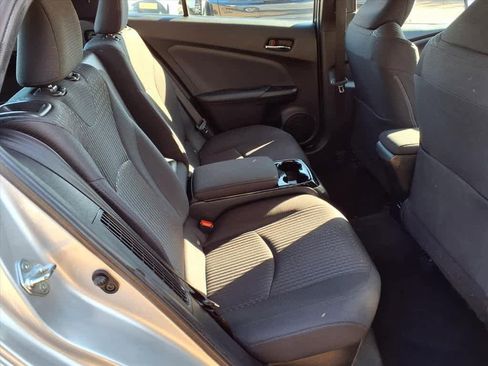 Used 2019 Toyota Prius Prime Plus image 12