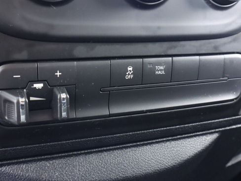 Used 2018 RAM 1500 Tradesman w/ Popular Equipment Group image 21