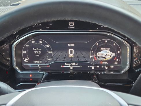 Used 2025 GMC Sierra 1500 SLT image 19