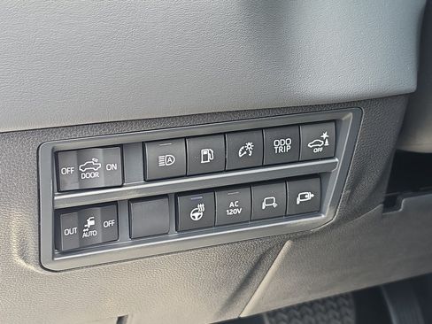 New 2026 Toyota Tundra Platinum AWD/4WD image 23