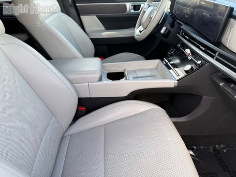 Used 2024 Hyundai Santa Fe SEL image 30