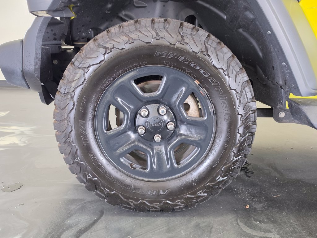 Used 2024 Jeep Wrangler Sport AWD/4WD image 21