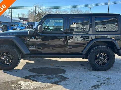 Used 2025 Jeep Wrangler Unlimited Sport S 4xe AWD/4WD image 4