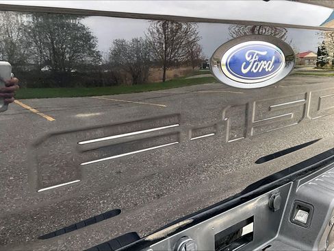 Used 2022 Ford F150 XLT w/ Equipment Group 302A High AWD/4WD image 10