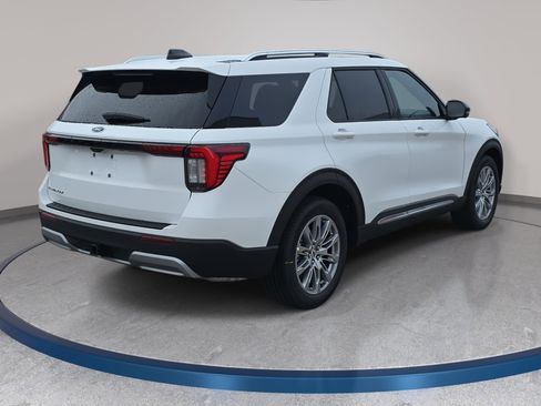 New 2026 Ford Explorer Platinum image 5