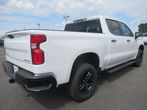 Used 2021 Chevrolet Silverado 1500 Custom Trail Boss AWD/4WD image 5