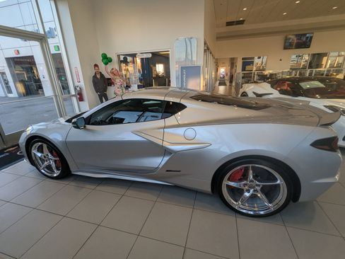 New 2026 Chevrolet Corvette E-Ray image 8