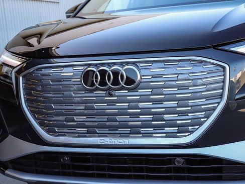 Used 2023 Audi Q4 e-tron Premium Plus w/ Premium Plus AWD/4WD image 8
