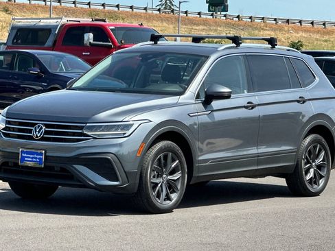 Used 2022 Volkswagen Tiguan SE AWD/4WD image 7