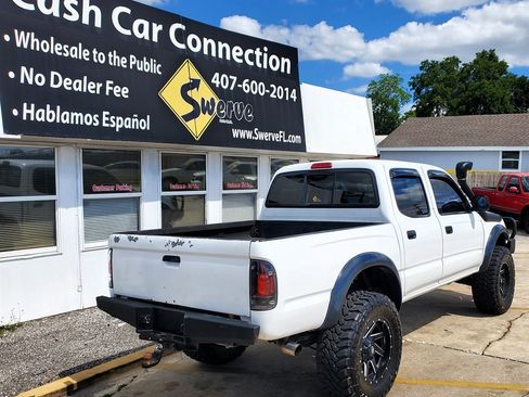 Used 2003 Toyota Tacoma w/ SR5 Package image 7