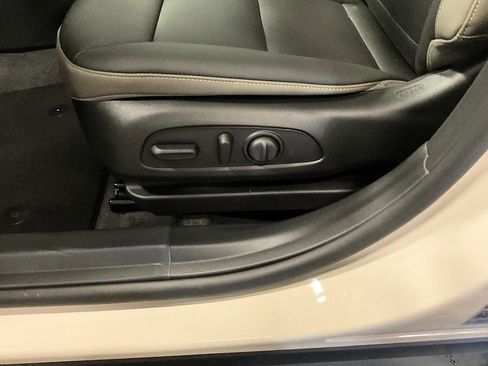 New 2026 Chevrolet Trax ACTIV w/ Driver Confidence Package FWD image 16