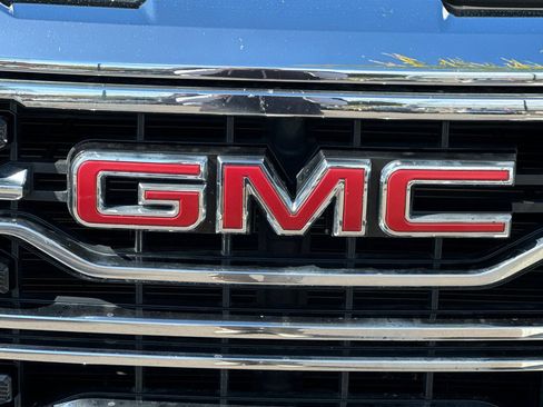 Used 2025 GMC Sierra 1500 SLT AWD/4WD image 38
