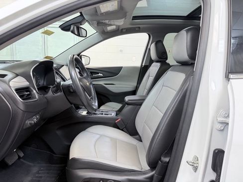 Used 2018 Chevrolet Equinox Premier AWD/4WD image 16