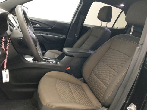 Used 2018 Chevrolet Equinox LT FWD image 17