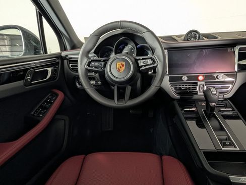 New 2026 Porsche Macan AWD/4WD image 22