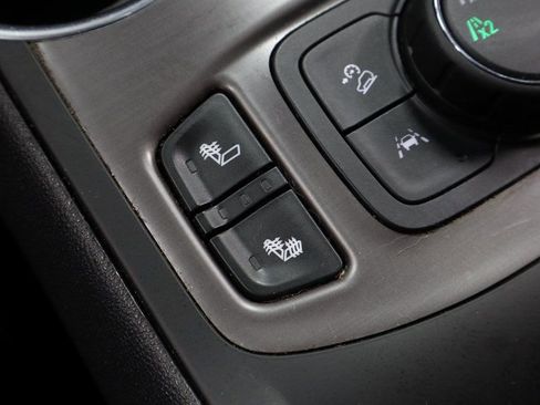 Used 2022 GMC Terrain AT4 w/ Infotainment Package II image 4