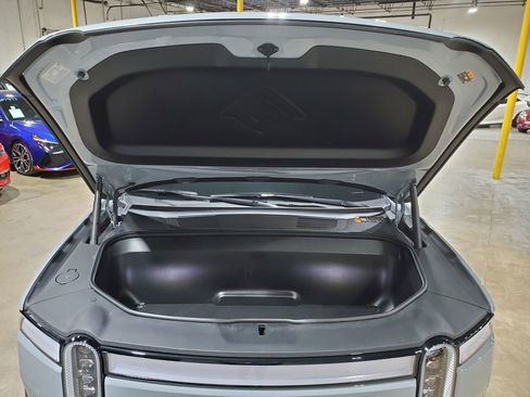 Used 2024 Rivian R1S Adventure AWD/4WD image 54
