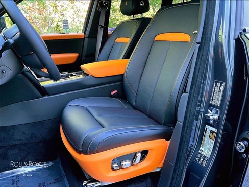 New 2026 Rolls-Royce Cullinan Black Badge AWD/4WD image 9