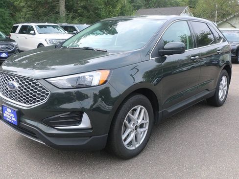Used 2024 Ford Edge SEL AWD/4WD image 7
