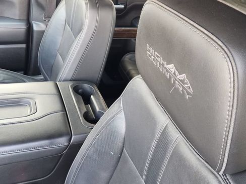 Used 2020 Chevrolet Silverado 2500 High Country w/ Z71 Off-Road Package AWD/4WD image 20