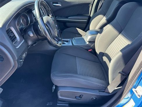 Used 2019 Dodge Charger GT image 11