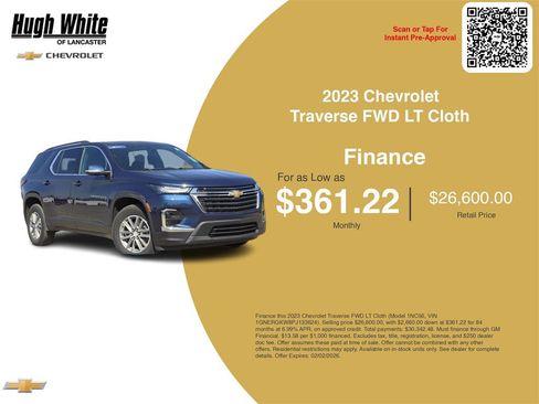 Used 2023 Chevrolet Traverse LT image 3