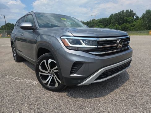 Used 2023 Volkswagen Atlas Cross Sport SEL AWD/4WD image 1