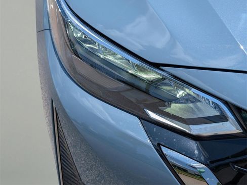 New 2025 Nissan Sentra SR image 29