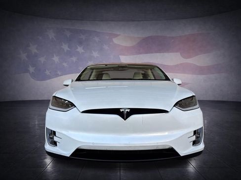 Used 2018 Tesla Model X 100D AWD/4WD image 8