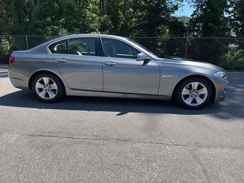 Used 2013 BMW 528i Sedan RWD image 12