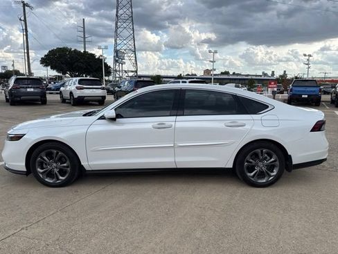 Used 2024 Honda Accord EX image 4