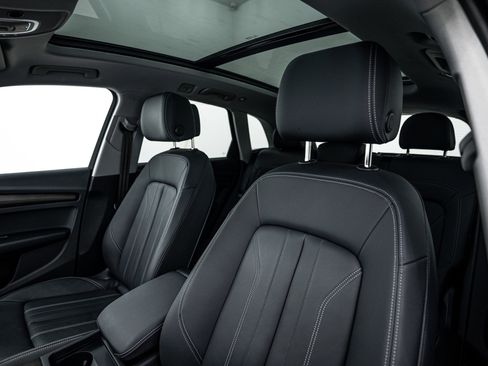 Certified 2023 Audi Q5 2.0T Premium w/ Convenience Package image 13