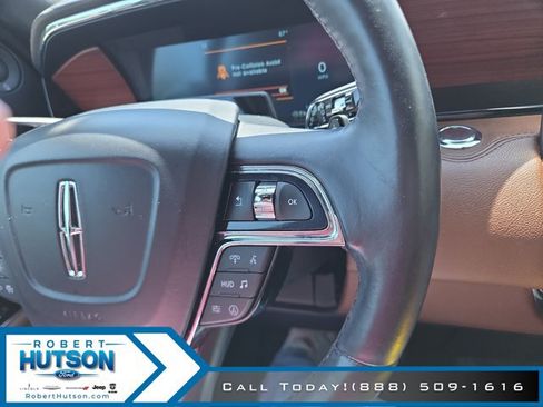 Used 2023 Lincoln Navigator Reserve AWD/4WD image 14