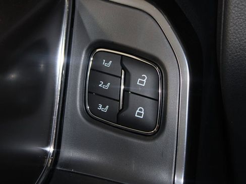 New 2025 Ford F150 Platinum w/ Equipment Group 702A High image 39